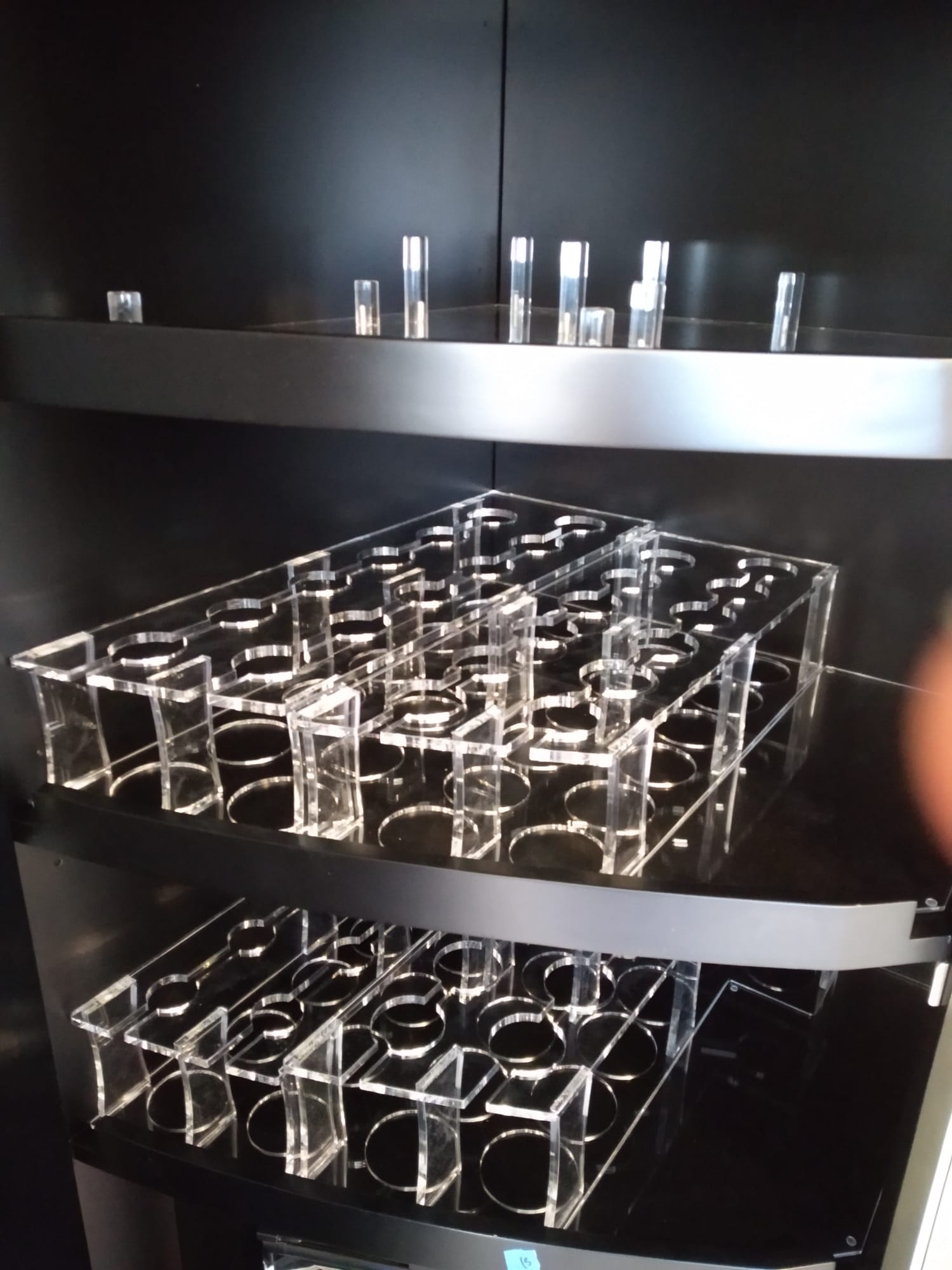 PLEXIGLASS PORTASTOVIGLIE